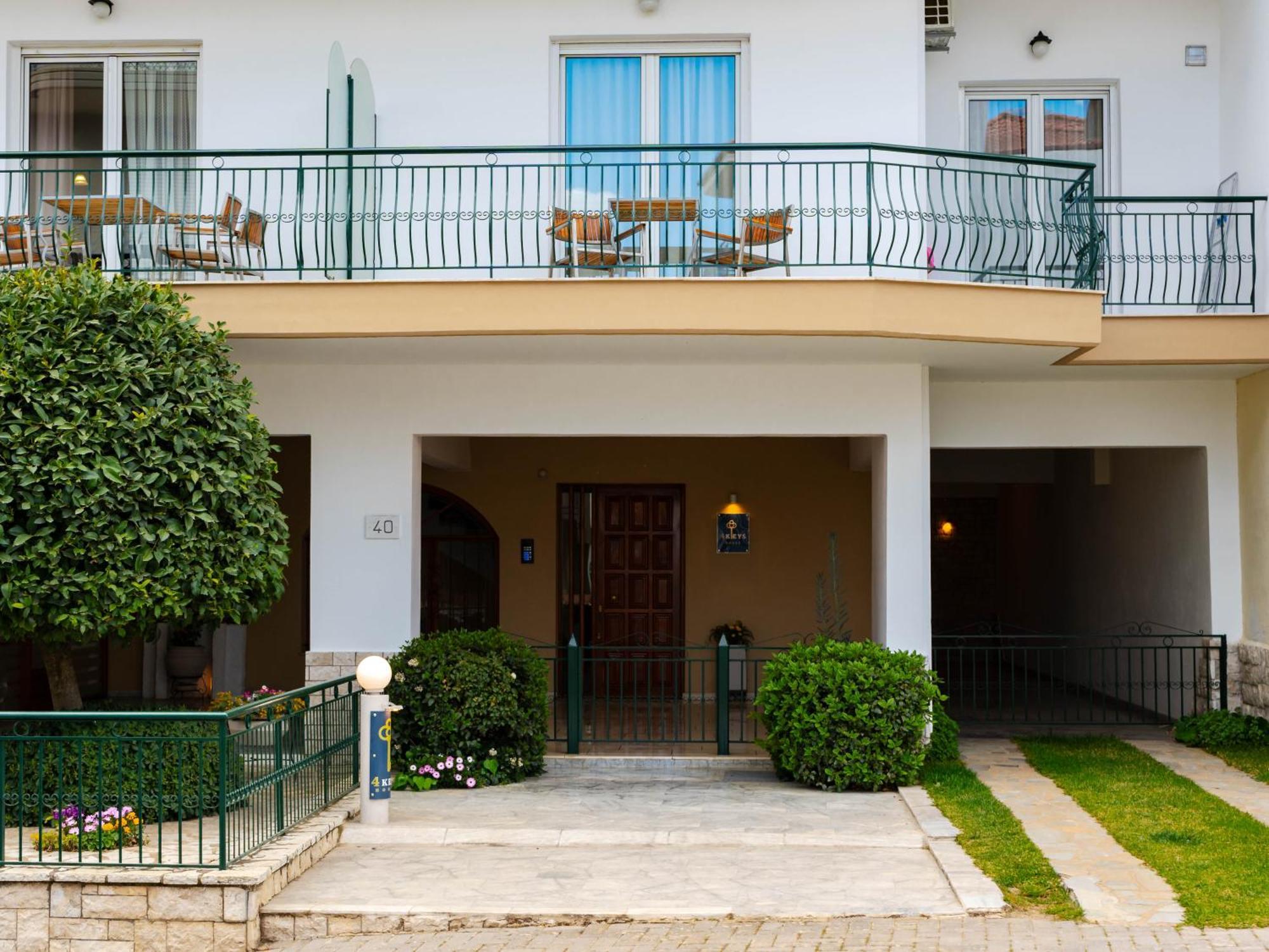 4Keys House Superior Lägenhet Tripoli Exteriör bild